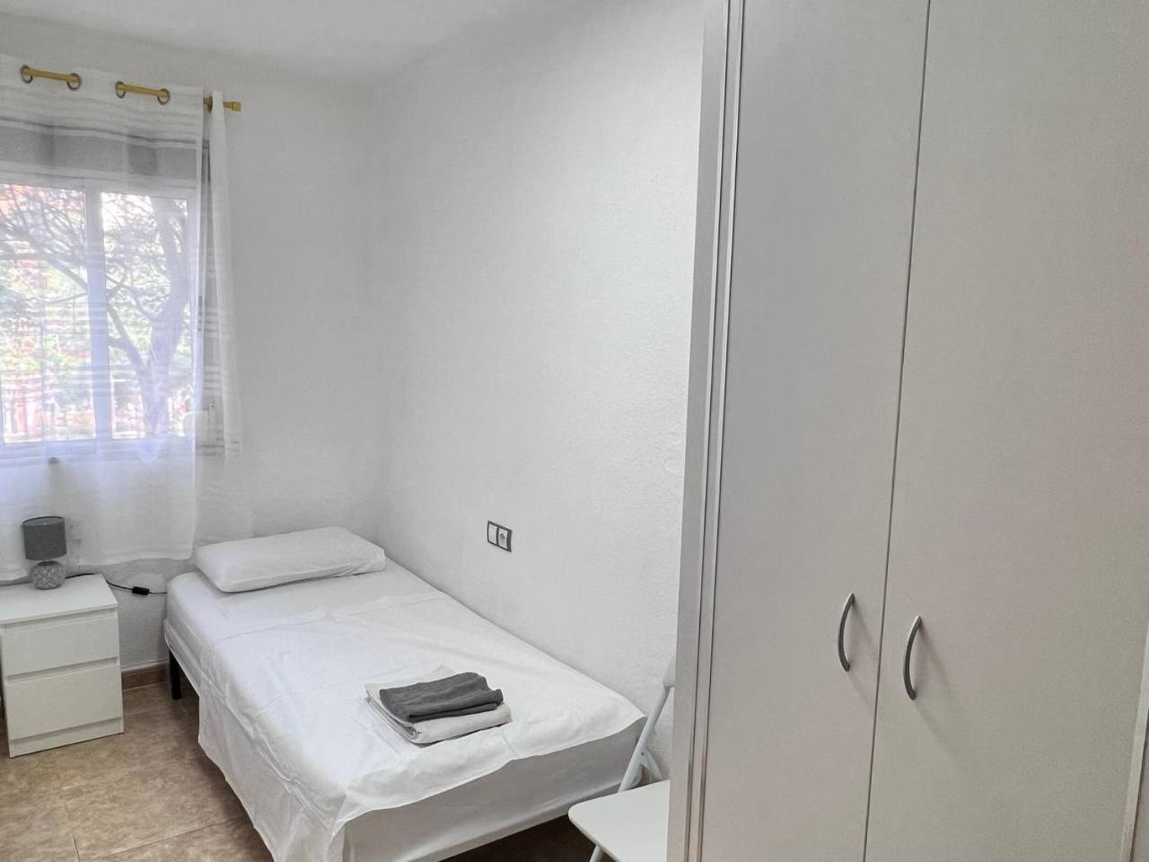 Appartamento Plaza Sainetero Arniches Valenza Esterno foto